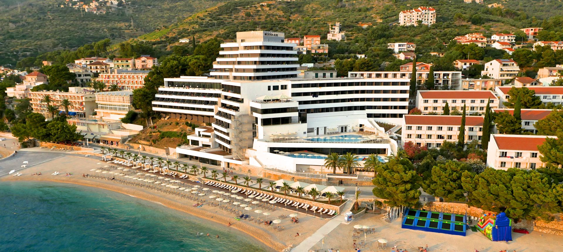 Auri Hotel is located in Podgora by the beach - Medora